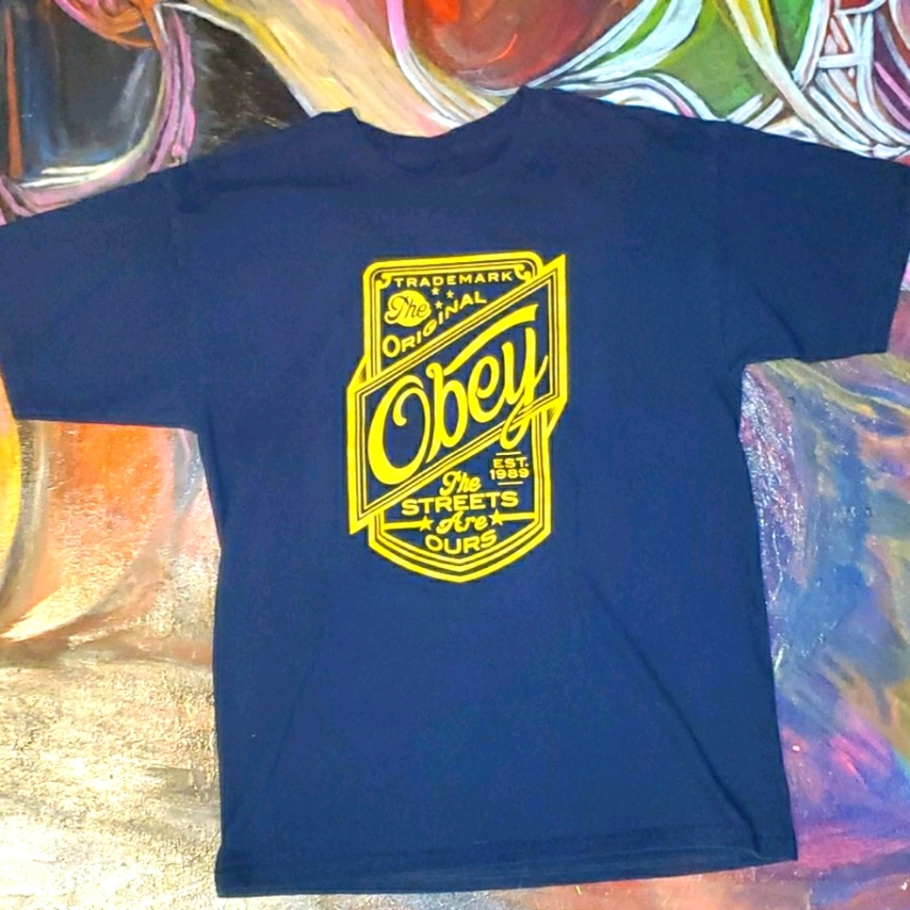 Obey mens graphic tee